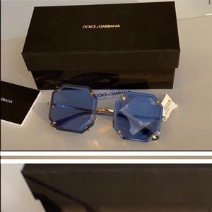 Dolce & Gabbana blue sunnies *RESERVED*